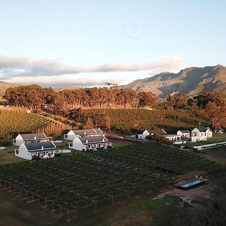 Endless Vineyards At Wildekrans Wine Estate Guest House Botrivier Exterior foto
