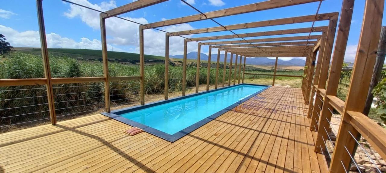 Endless Vineyards At Wildekrans Wine Estate Guest House Botrivier Exterior foto
